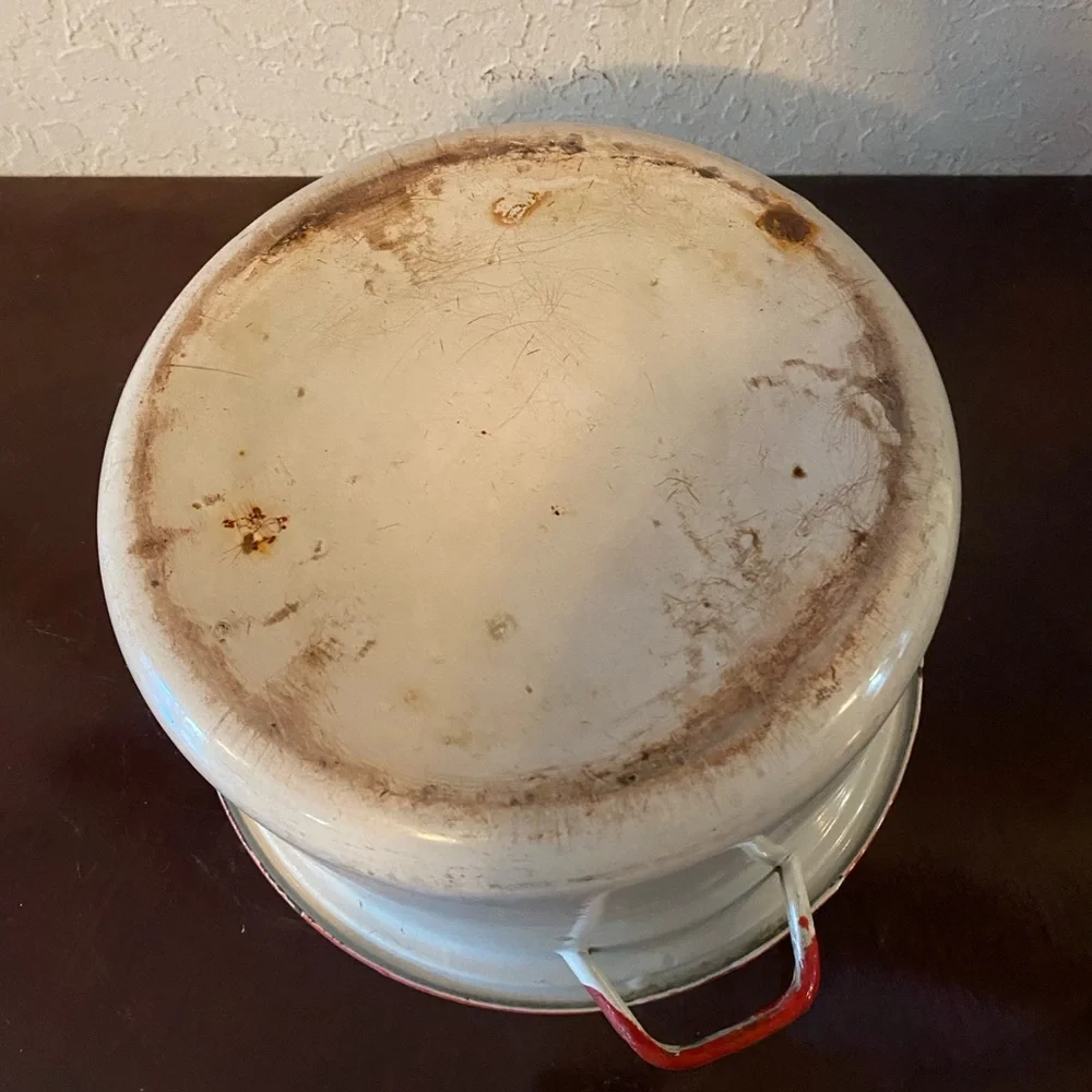 Antique 1920’s Large White Enamel Pot Red Trim Great Antique Vintage Condition